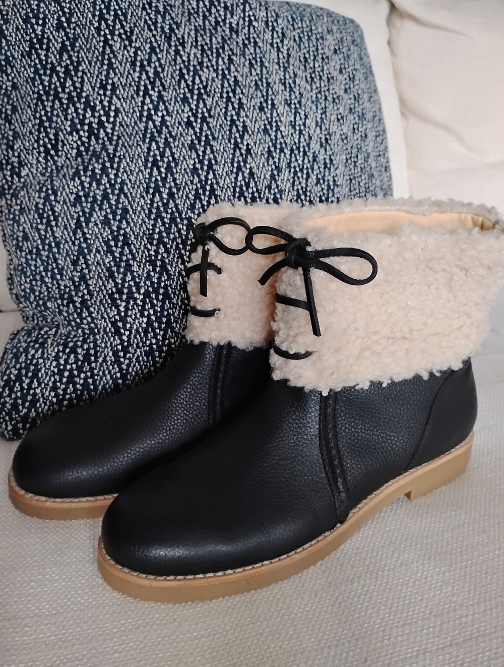 Jack Rogers Cream Sherpa-Lined Slip-On Mule 🔥✨